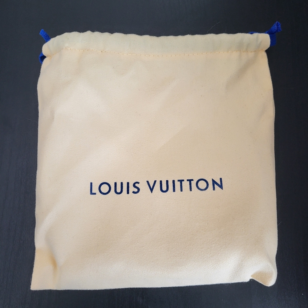Louis Vuitton Black Belt - Picture 6 of 6